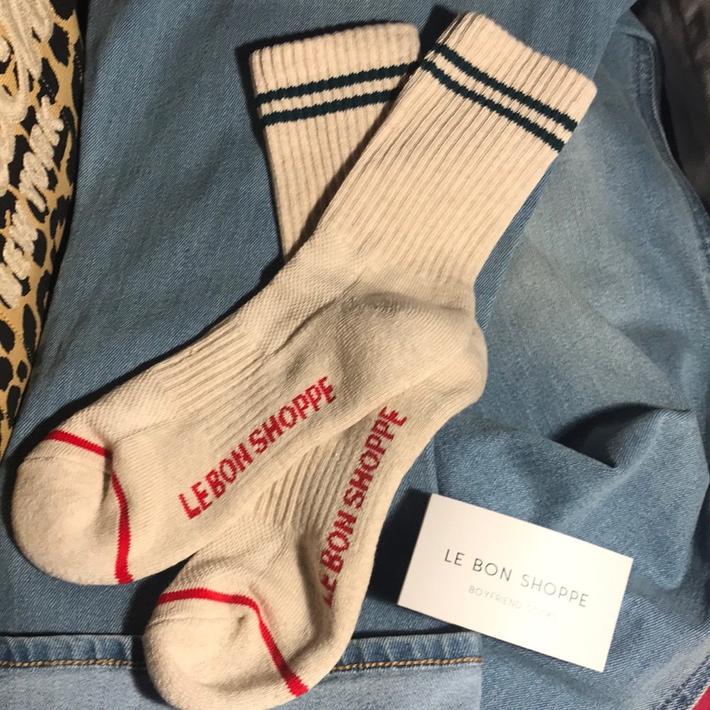 New BOY FRIEND LE BON SHOPPE Socks cotton beige green red Carpinteria Beach